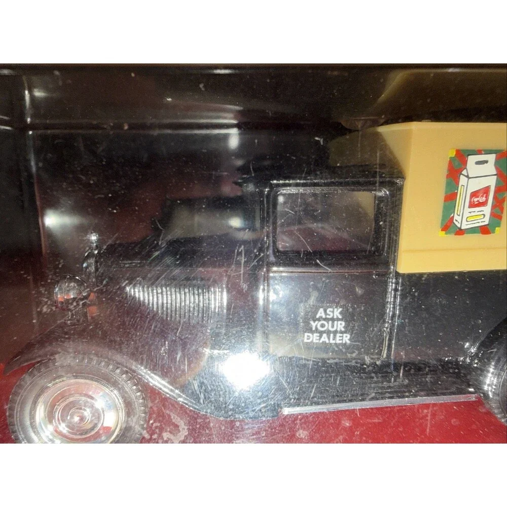 Citroen C4F COCA-COLA Diecast Delivery Truck in Original Case 1:43